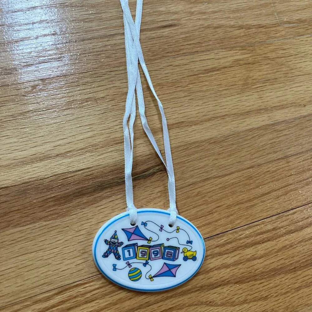 Longaberger Ceramic Tie-On